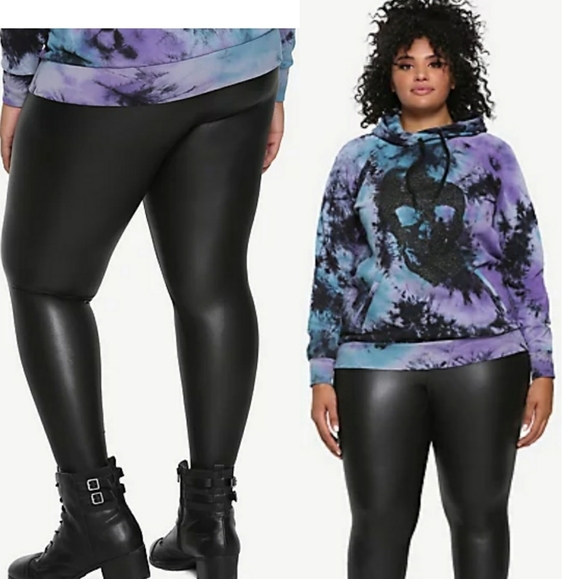 Fashion to Figure Pants - Faux Leather Leggings Black Pull On Pants NWT